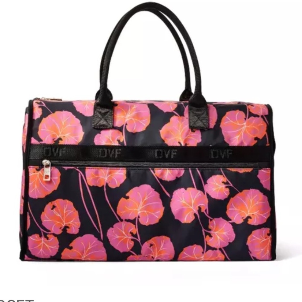 Diane Von Furestenberg x Target Gerranium Weekender bag